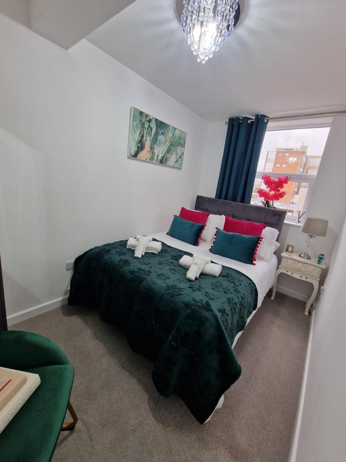 12 B Market Street Watford  Buitenkant foto